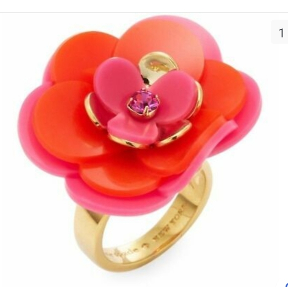 RARE! New kate spade r8ng